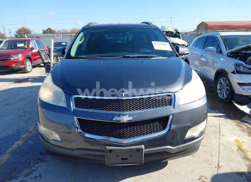 Photo 12 of 2011 Chevrolet Traverse 1LT (VIN 1GNKRGED1BJ379016)