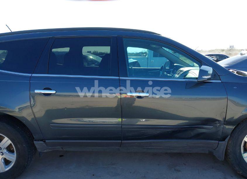 Photo 13 of 2011 Chevrolet Traverse 1LT (VIN 1GNKRGED1BJ379016)