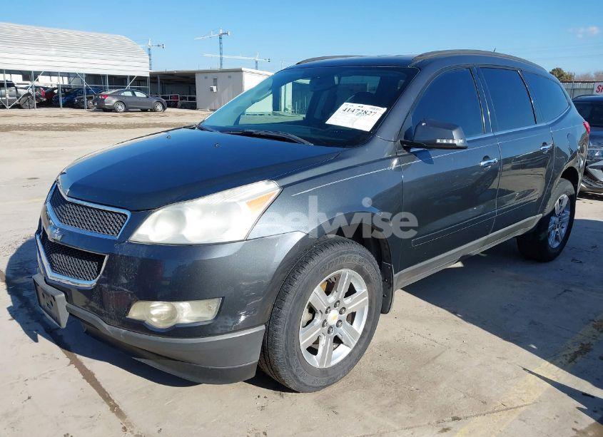 Photo 2 of 2011 Chevrolet Traverse 1LT (VIN 1GNKRGED1BJ379016)