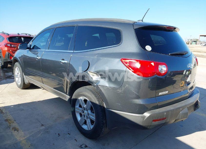 Photo 3 of 2011 Chevrolet Traverse 1LT (VIN 1GNKRGED1BJ379016)