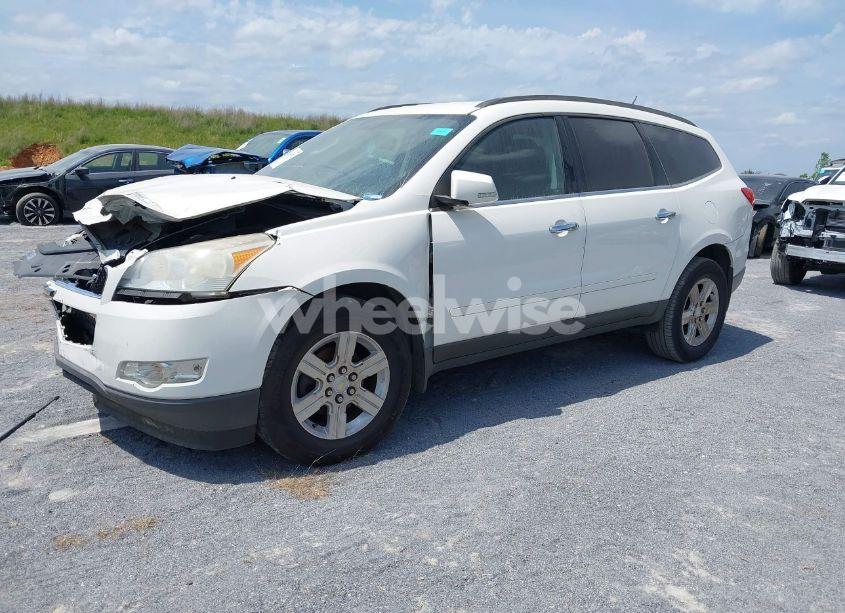 Photo 2 of 2012 Chevrolet Traverse 1LT (VIN 1GNKRGED1CJ360709)