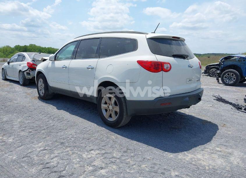 Photo 3 of 2012 Chevrolet Traverse 1LT (VIN 1GNKRGED1CJ360709)