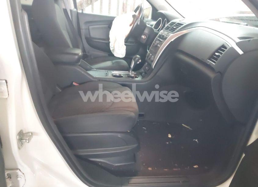 Photo 5 of 2012 Chevrolet Traverse 1LT (VIN 1GNKRGED1CJ360709)