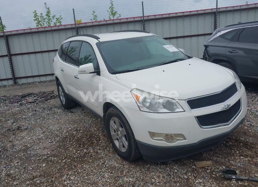 2011 Chevrolet Traverse 1LT (VIN 1GNKRGED2BJ246832) main photo