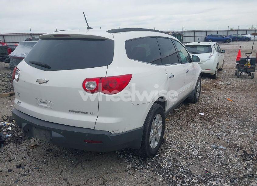 Photo 4 of 2011 Chevrolet Traverse 1LT (VIN 1GNKRGED2BJ246832)