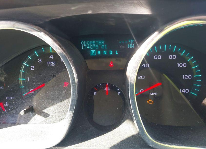 Photo 7 of 2011 Chevrolet Traverse 1LT (VIN 1GNKRGED2BJ253036)