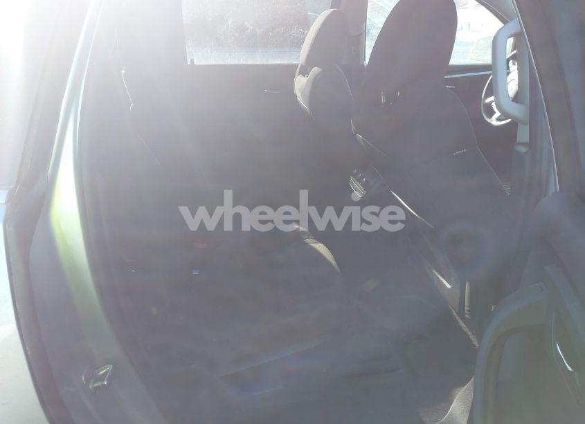 Photo 8 of 2012 Chevrolet Traverse 1LT (VIN 1GNKRGED2CJ282652)