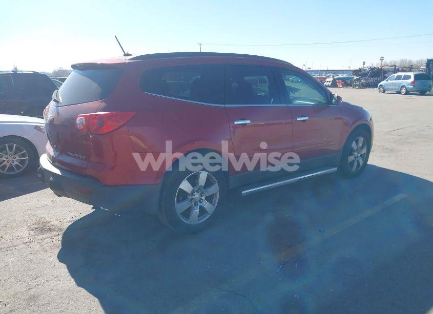 Photo 4 of 2012 Chevrolet Traverse 1LT (VIN 1GNKRGED2CJ364302)