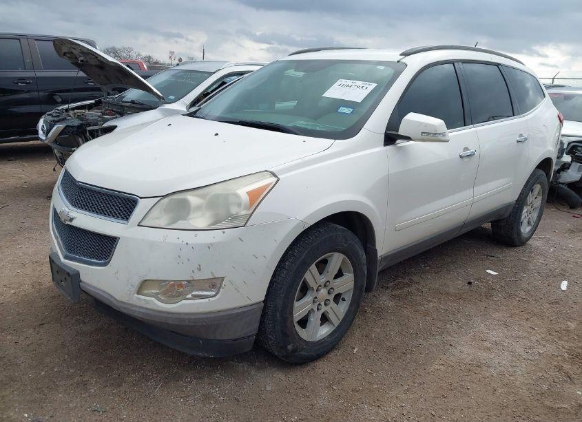 Photo 2 of 2011 Chevrolet Traverse 1LT (VIN 1GNKRGED3BJ196474)