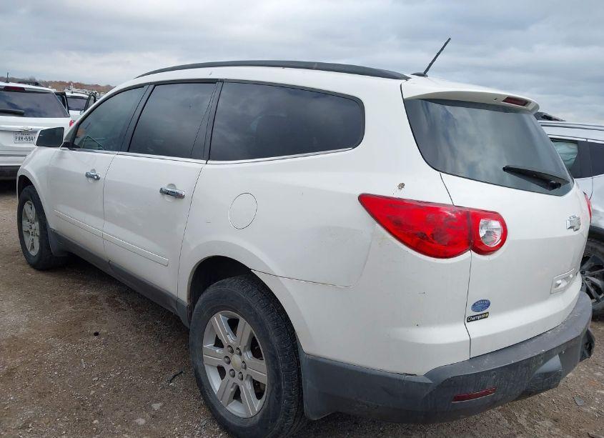 Photo 3 of 2011 Chevrolet Traverse 1LT (VIN 1GNKRGED3BJ196474)