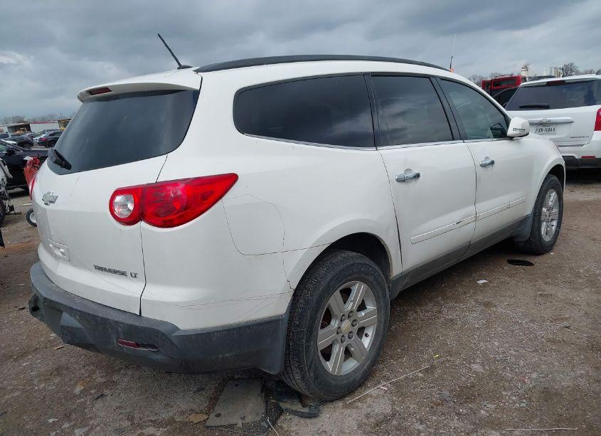Photo 4 of 2011 Chevrolet Traverse 1LT (VIN 1GNKRGED3BJ196474)