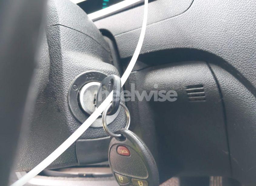 Photo 11 of 2011 Chevrolet Traverse 1LT (VIN 1GNKRGED3BJ268712)