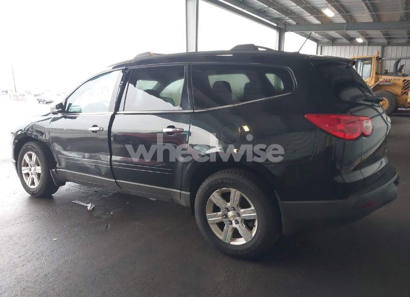 Photo 3 of 2011 Chevrolet Traverse 1LT (VIN 1GNKRGED3BJ302261)