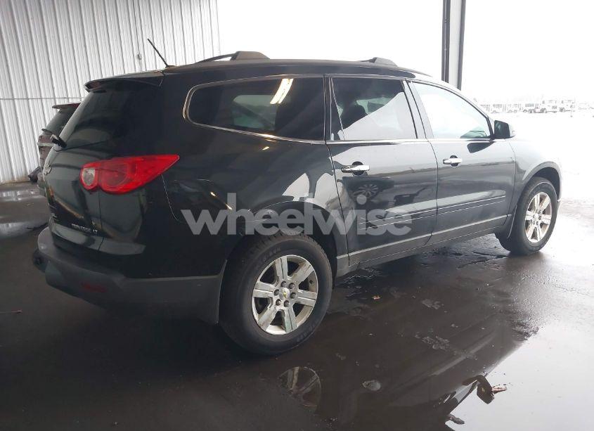Photo 4 of 2011 Chevrolet Traverse 1LT (VIN 1GNKRGED3BJ302261)
