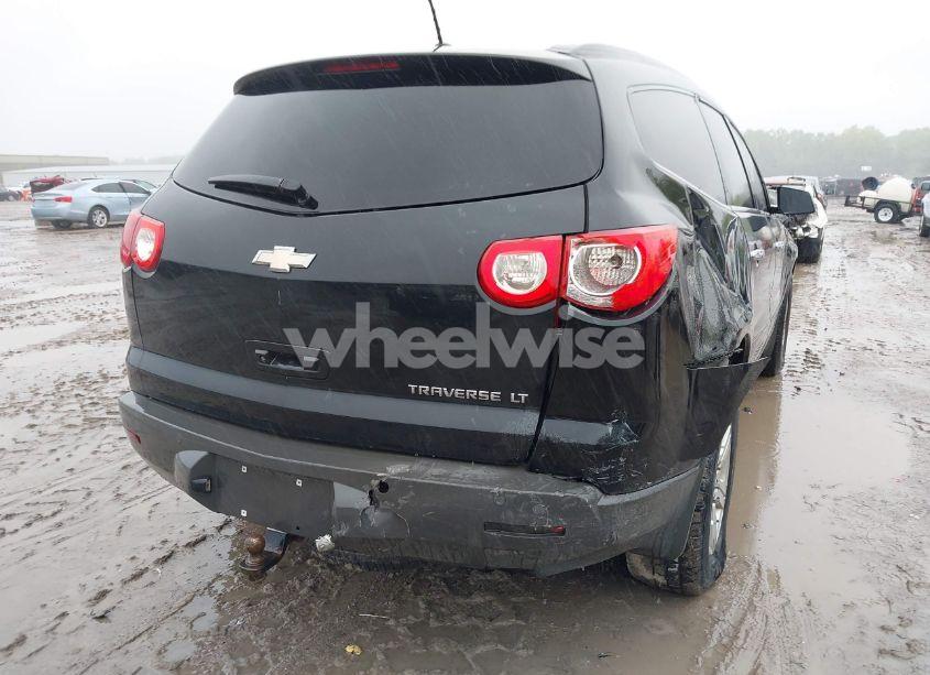 Photo 4 of 2011 Chevrolet Traverse 1LT (VIN 1GNKRGED3BJ397906)