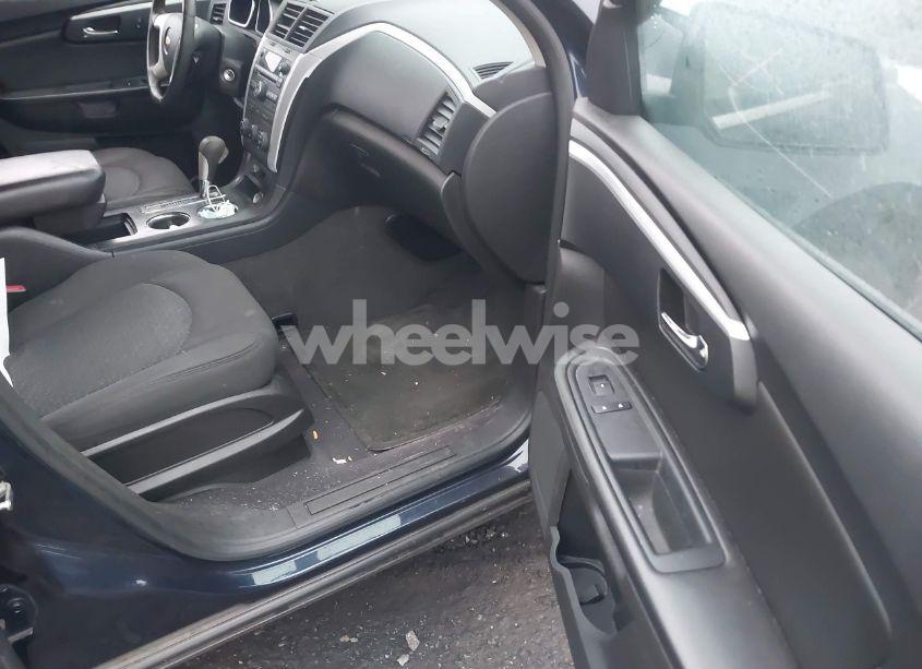 Photo 5 of 2012 Chevrolet Traverse 1LT (VIN 1GNKRGED3CJ127138)