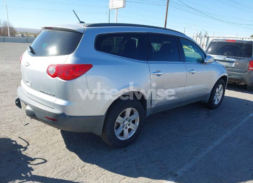 Photo 4 of 2012 Chevrolet Traverse 1LT (VIN 1GNKRGED3CJ242371)