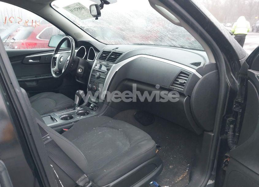 Photo 5 of 2012 Chevrolet Traverse 1LT (VIN 1GNKRGED3CJ326724)