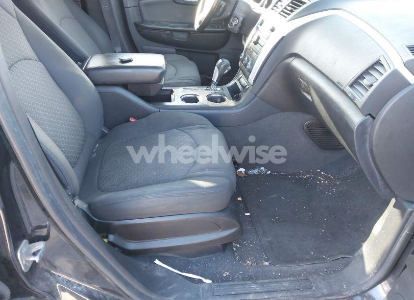 Photo 5 of 2012 Chevrolet Traverse 1LT (VIN 1GNKRGED3CJ410526)