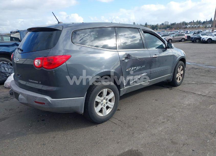 Photo 4 of 2012 Chevrolet Traverse 1LT (VIN 1GNKRGED3CJ424670)