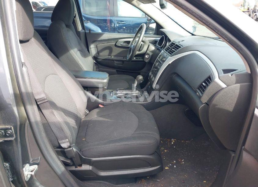 Photo 5 of 2012 Chevrolet Traverse 1LT (VIN 1GNKRGED3CJ424670)