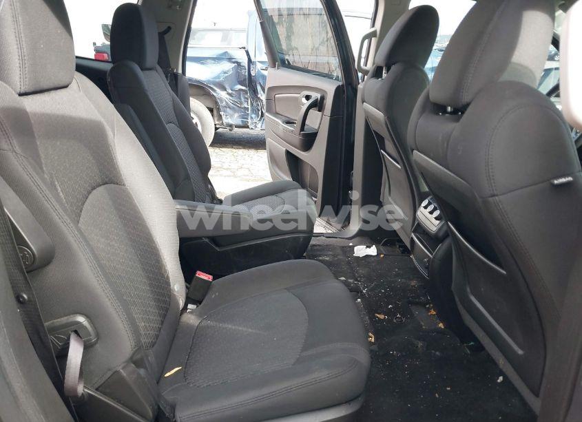 Photo 8 of 2012 Chevrolet Traverse 1LT (VIN 1GNKRGED3CJ424670)