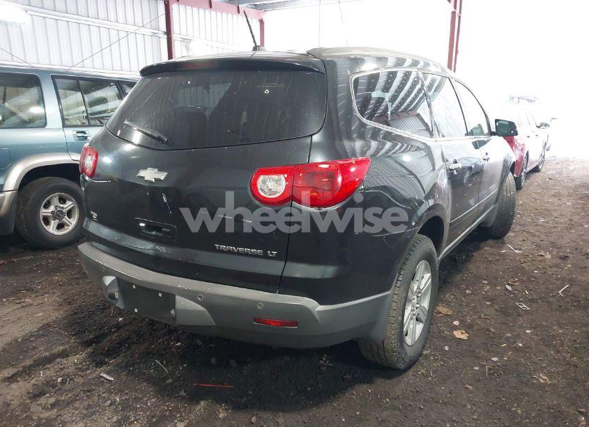 Photo 4 of 2011 Chevrolet Traverse 1LT (VIN 1GNKRGED4BJ116468)