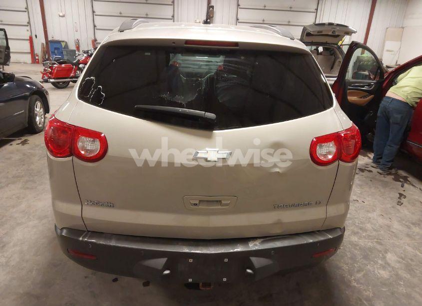 Photo 17 of 2011 Chevrolet Traverse 1LT (VIN 1GNKRGED4BJ123520)