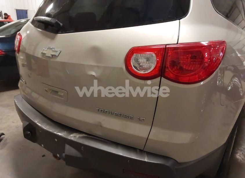 Photo 19 of 2011 Chevrolet Traverse 1LT (VIN 1GNKRGED4BJ123520)