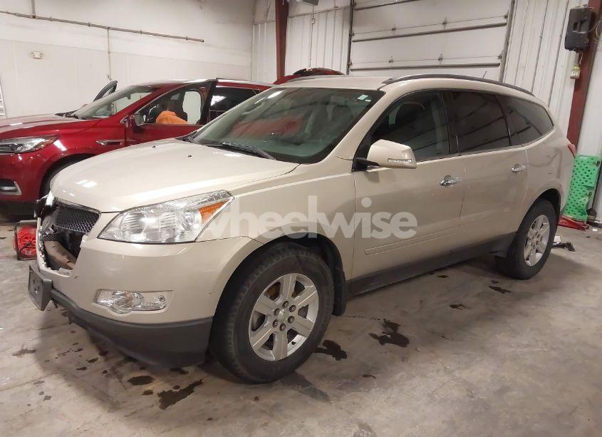 Photo 2 of 2011 Chevrolet Traverse 1LT (VIN 1GNKRGED4BJ123520)
