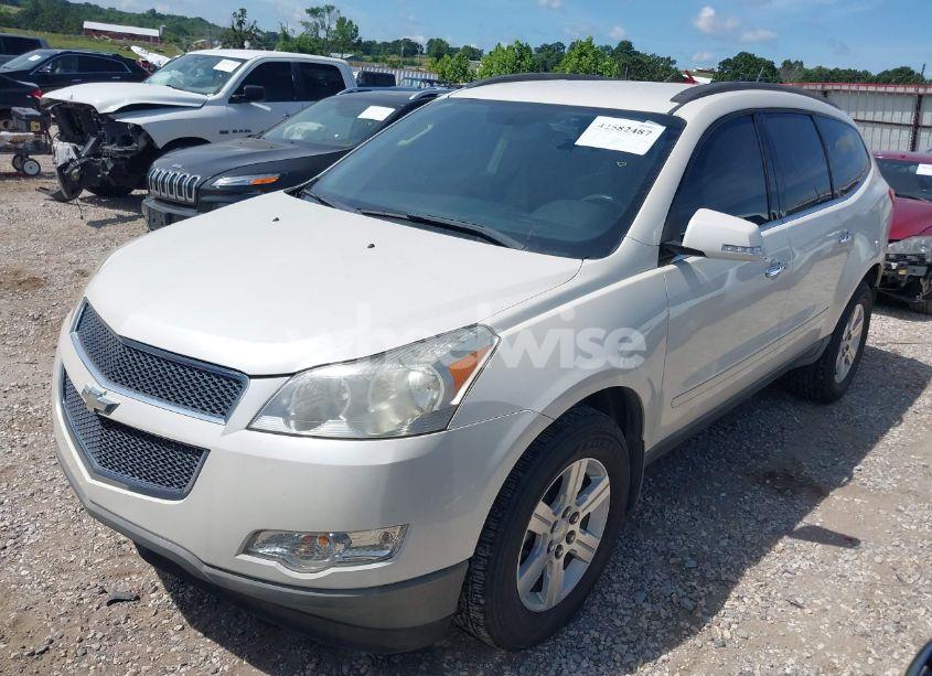 Photo 2 of 2011 Chevrolet Traverse 1LT (VIN 1GNKRGED4BJ156971)