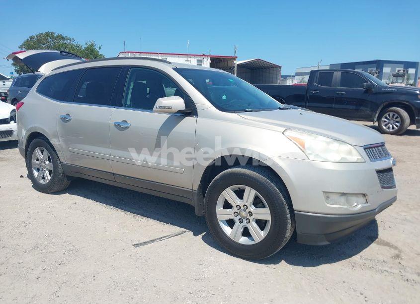 2011 Chevrolet Traverse 1LT (VIN 1GNKRGED4BJ176797) main photo