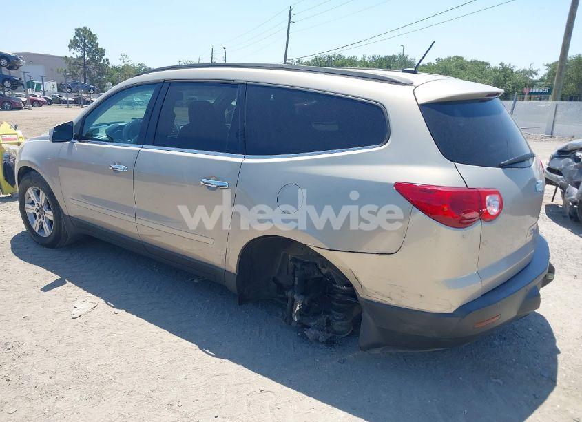 Photo 3 of 2011 Chevrolet Traverse 1LT (VIN 1GNKRGED4BJ176797)