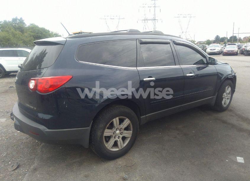 Photo 4 of 2011 Chevrolet Traverse 1LT (VIN 1GNKRGED4BJ191848)