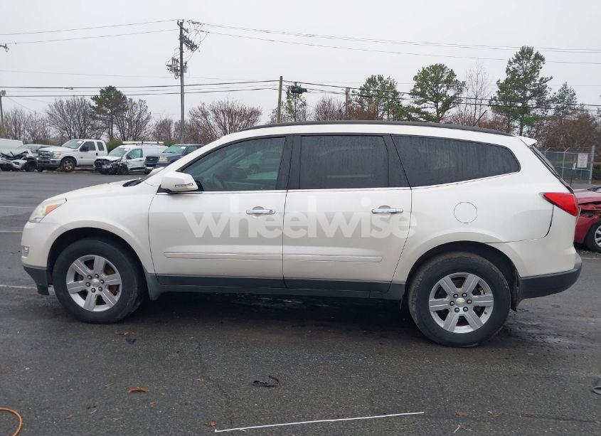 Photo 13 of 2011 Chevrolet Traverse 1LT (VIN 1GNKRGED4BJ216523)