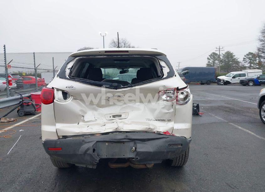 Photo 15 of 2011 Chevrolet Traverse 1LT (VIN 1GNKRGED4BJ216523)