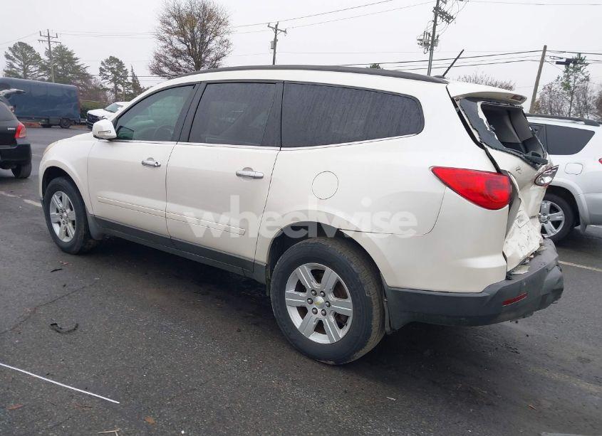 Photo 3 of 2011 Chevrolet Traverse 1LT (VIN 1GNKRGED4BJ216523)