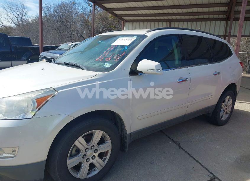 Photo 6 of 2012 Chevrolet Traverse 1LT (VIN 1GNKRGED4CJ337537)
