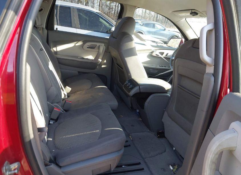 Photo 8 of 2012 Chevrolet Traverse 1LT (VIN 1GNKRGED4CJ353804)