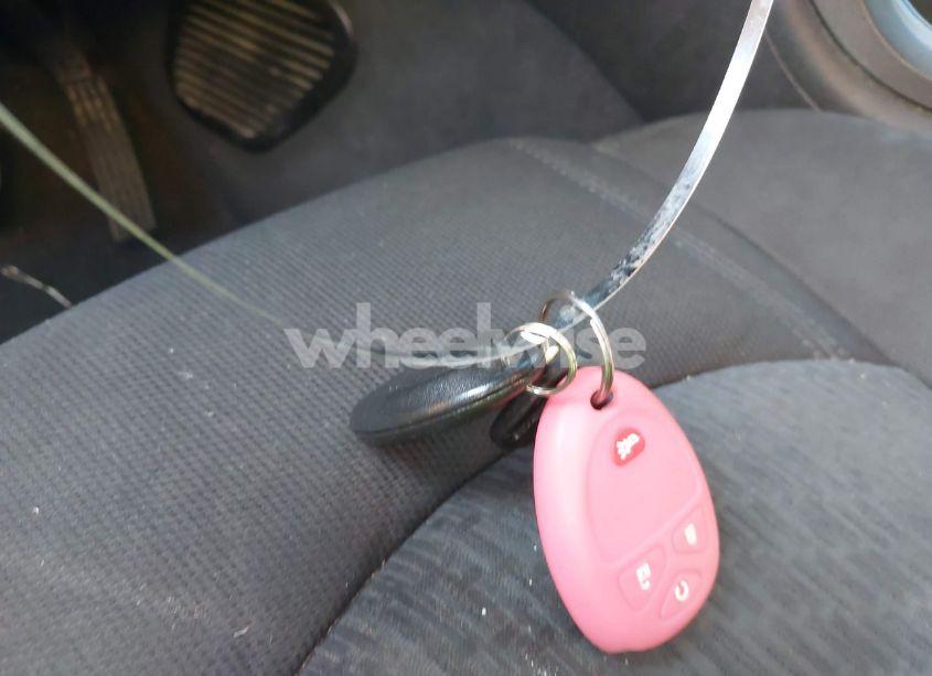 Photo 11 of 2011 Chevrolet Traverse 1LT (VIN 1GNKRGED5BJ238403)