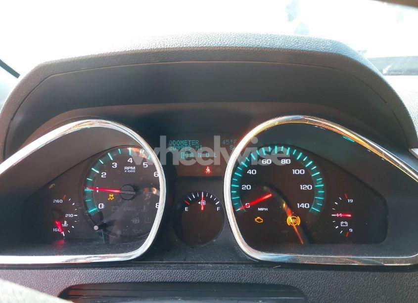 Photo 7 of 2011 Chevrolet Traverse 1LT (VIN 1GNKRGED5BJ238403)