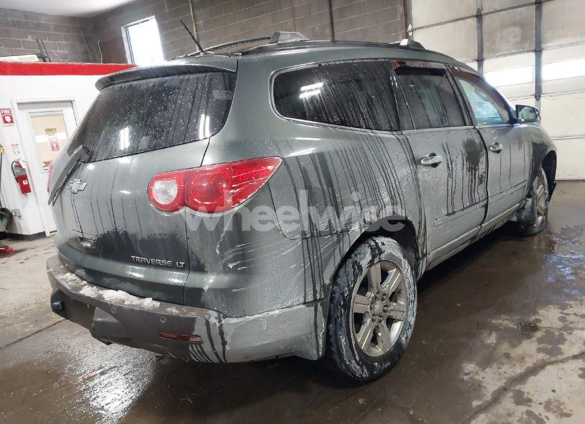 Photo 4 of 2011 Chevrolet Traverse 1LT (VIN 1GNKRGED5BJ345757)