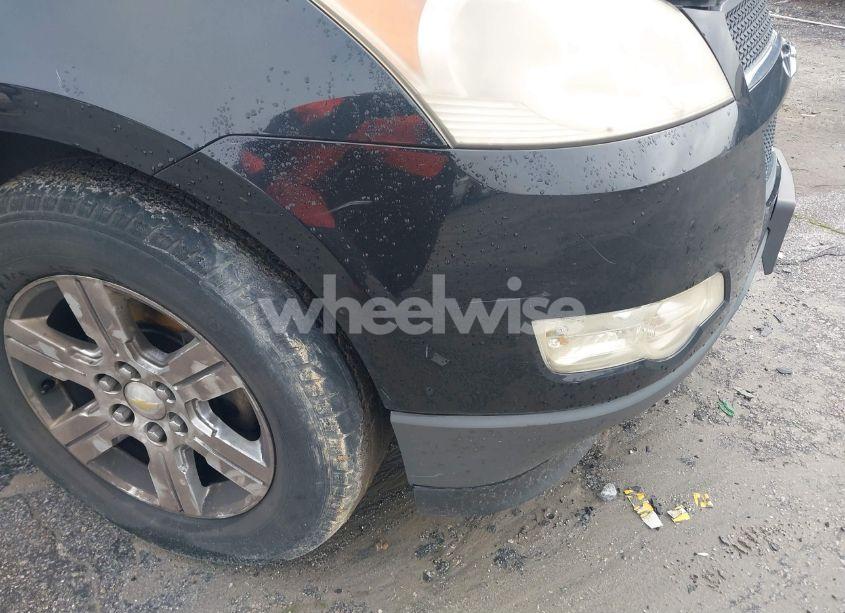 Photo 6 of 2011 Chevrolet Traverse 1LT (VIN 1GNKRGED5BJ388401)