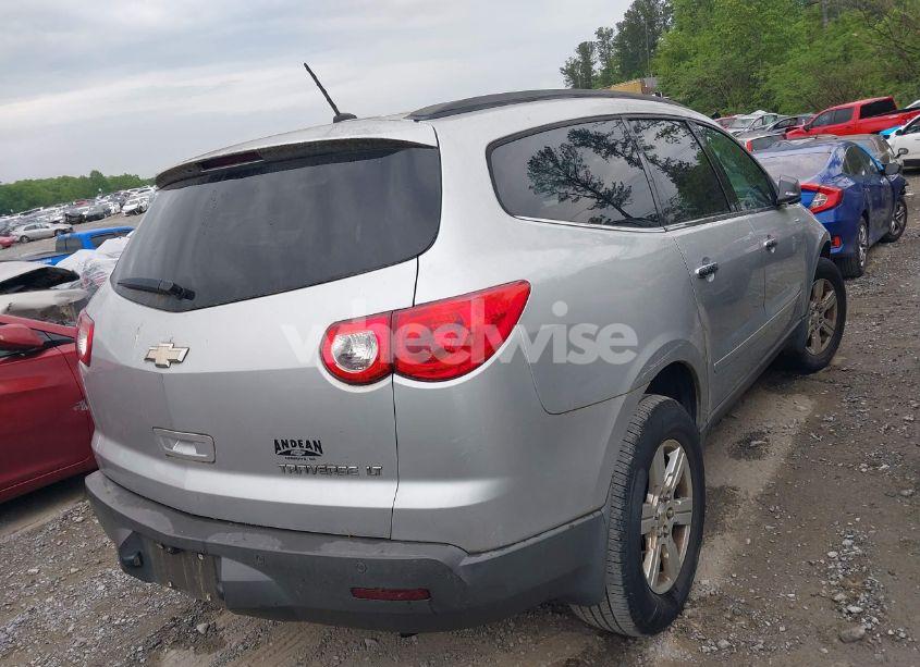 Photo 4 of 2012 Chevrolet Traverse 1LT (VIN 1GNKRGED5CJ255266)