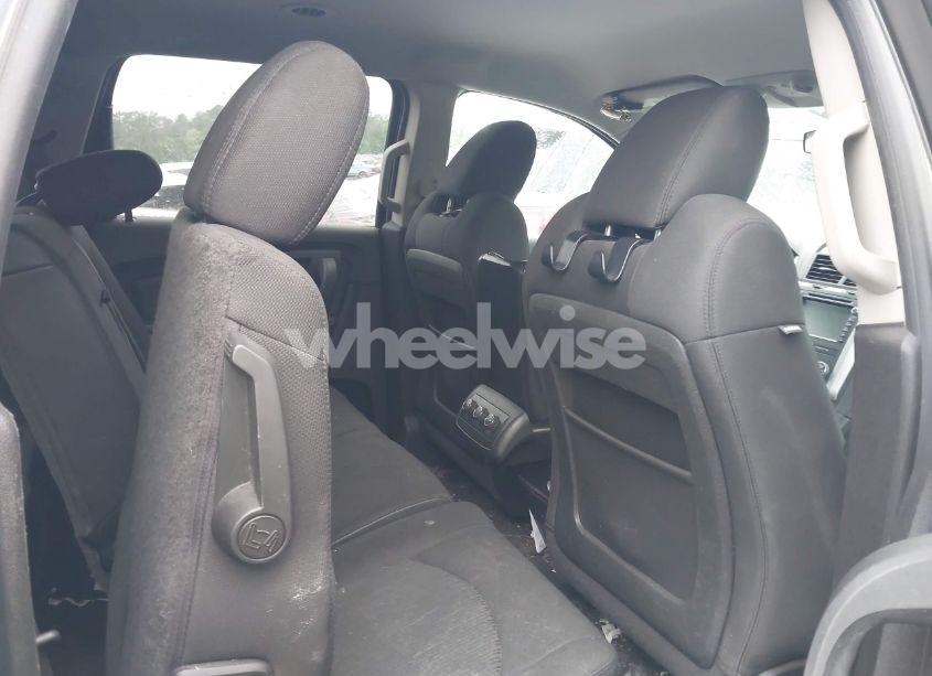 Photo 8 of 2012 Chevrolet Traverse 1LT (VIN 1GNKRGED5CJ255266)