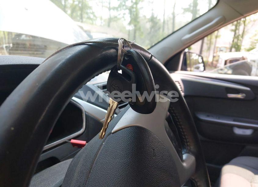 Photo 11 of 2011 Chevrolet Traverse 1LT (VIN 1GNKRGED6BJ209802)