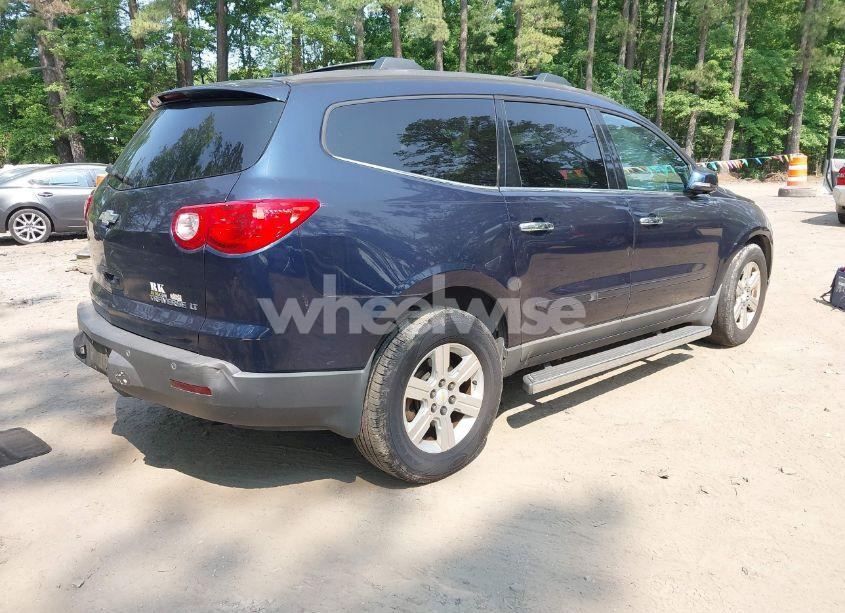 Photo 4 of 2011 Chevrolet Traverse 1LT (VIN 1GNKRGED6BJ209802)