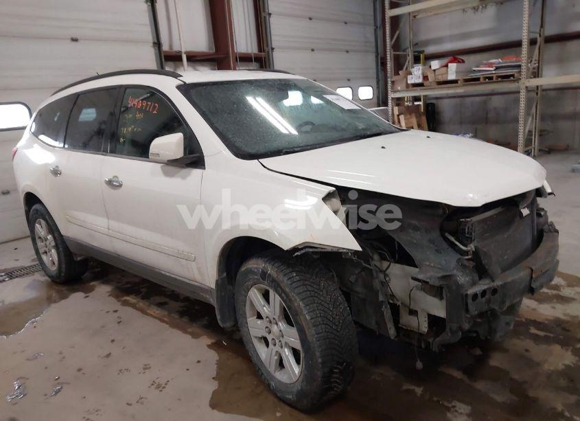 2011 Chevrolet Traverse 1LT (VIN 1GNKRGED6BJ279638) main photo