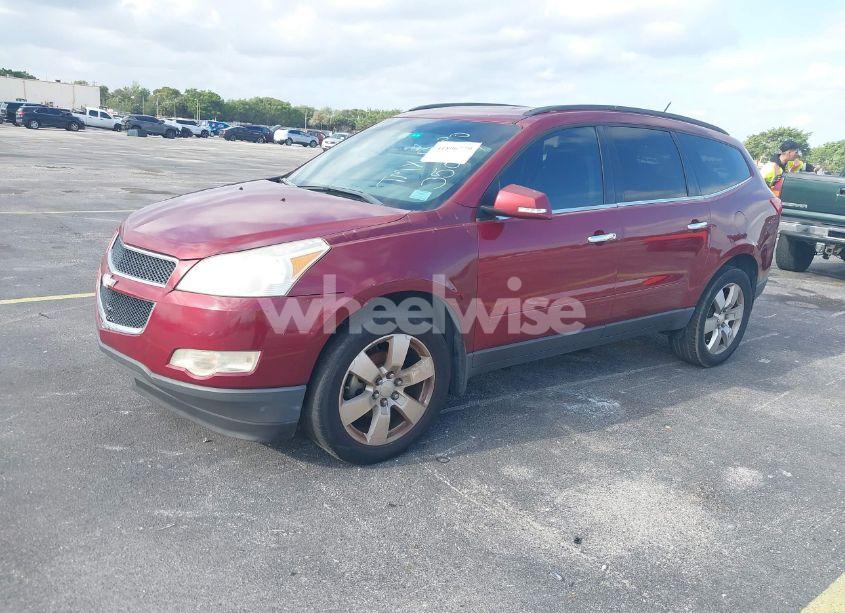 Photo 2 of 2011 Chevrolet Traverse 1LT (VIN 1GNKRGED6BJ350109)
