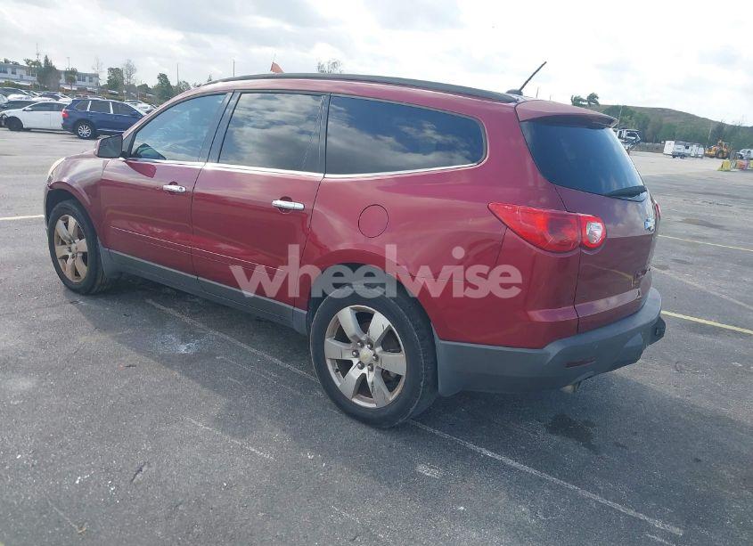 Photo 3 of 2011 Chevrolet Traverse 1LT (VIN 1GNKRGED6BJ350109)
